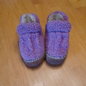 L.L. Bean Kids Plush Slip-On Moccassins in Purple with Brown Trim Size 7/8